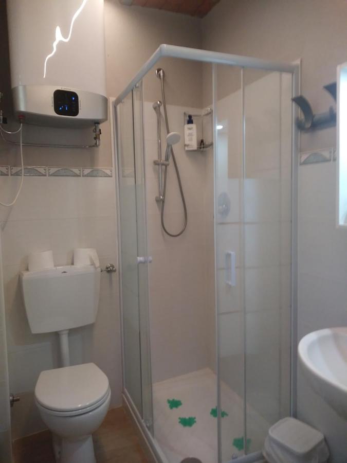 Segarati Relax La Maiolica Apartman Bardi Kültér fotó